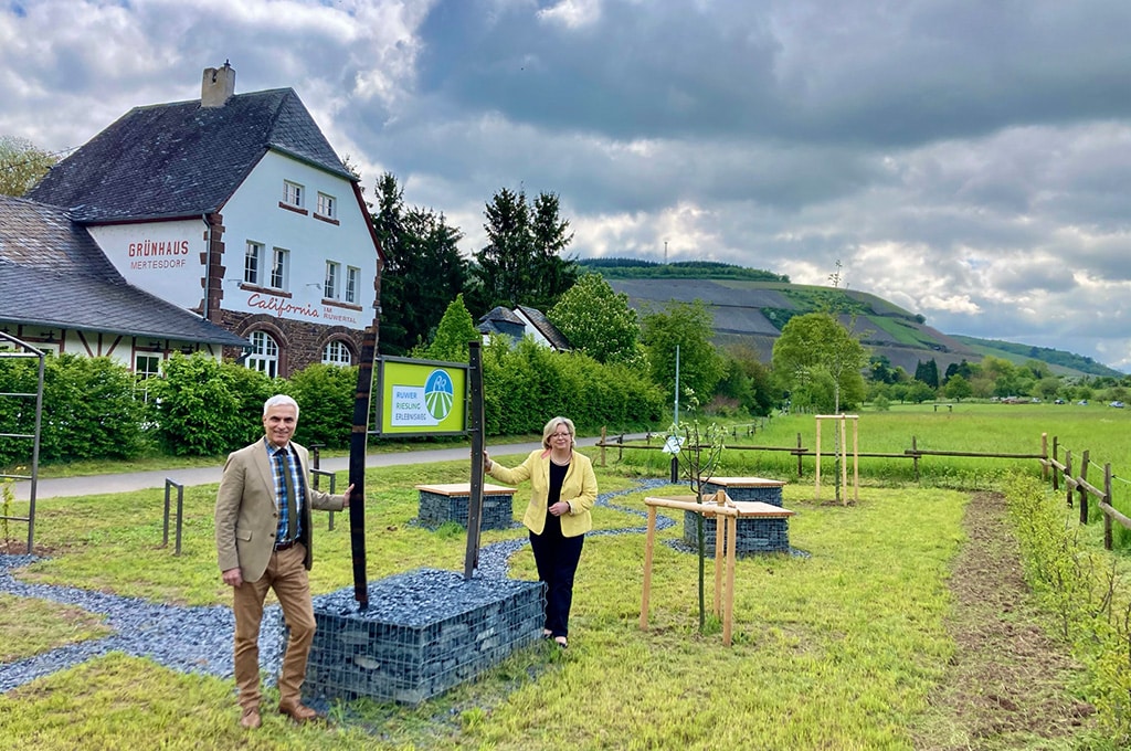 Stephanie Nickels – Einweihung des Ruwer Riesling Erlebniswegs Stephanie Nickels - Einweihung des Ruwer Riesling Erlebniswegs