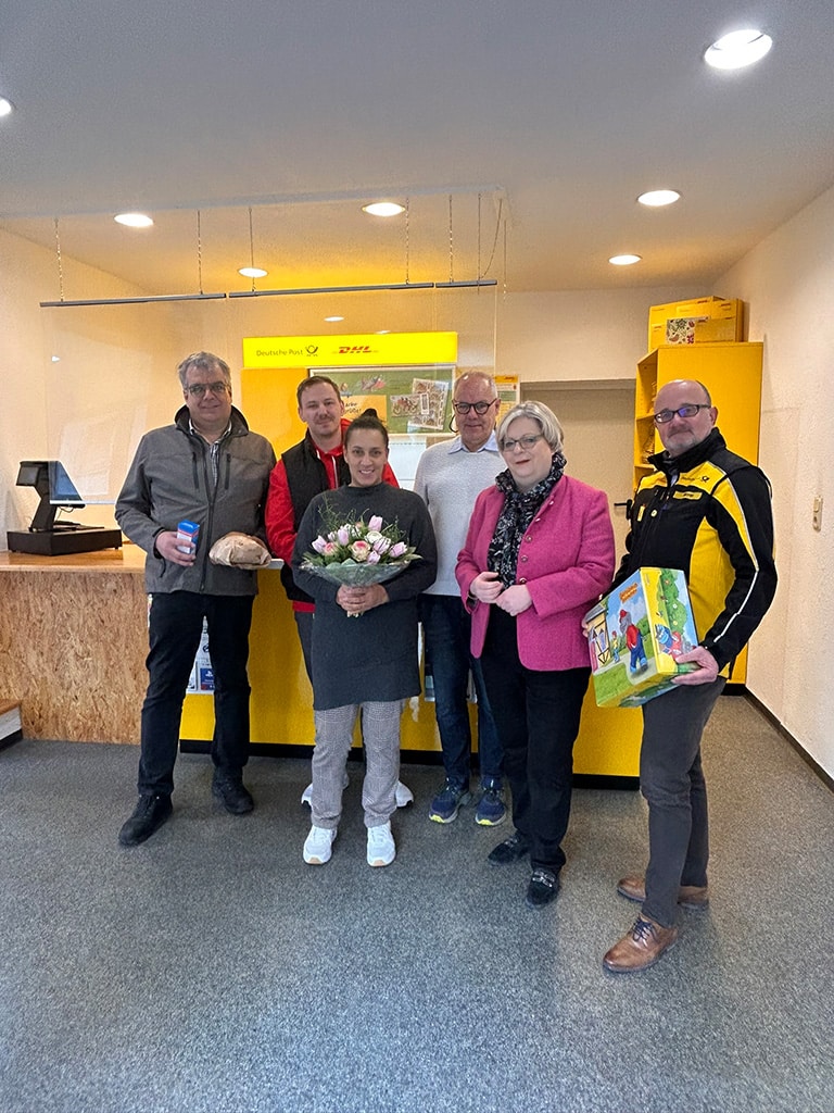 Stephanie Nickels - Neueröffnung der Postfiliale Waldrach